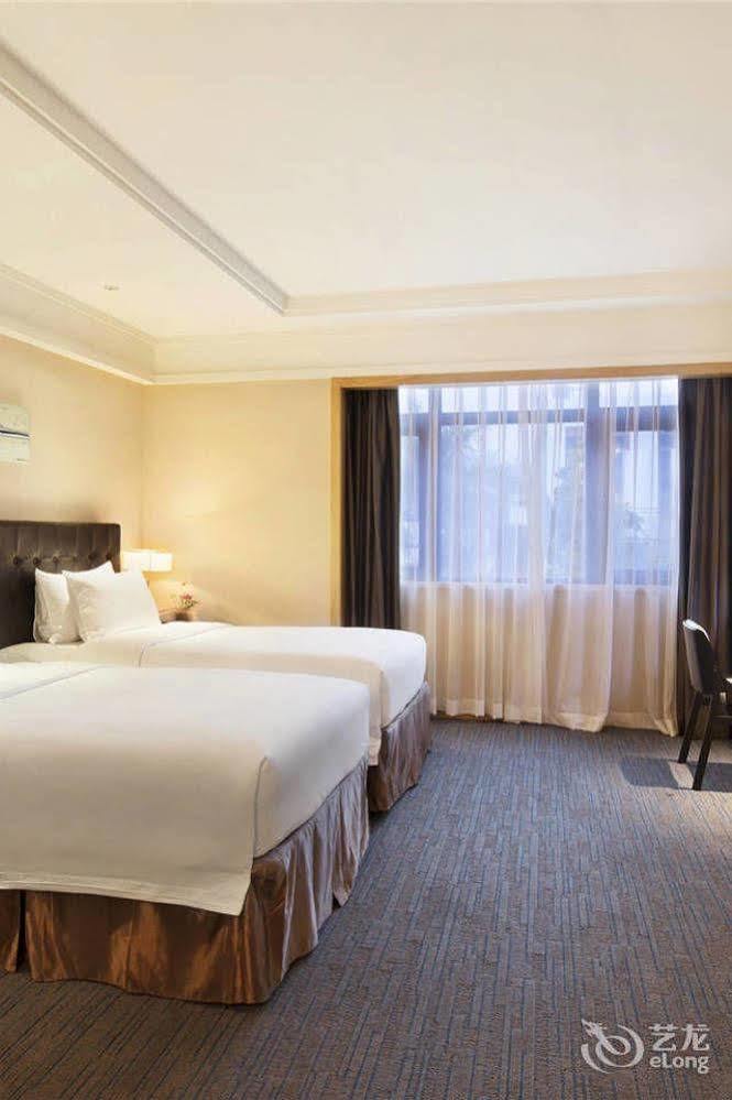Yiho Hotel Xiamen Huli Buitenkant foto